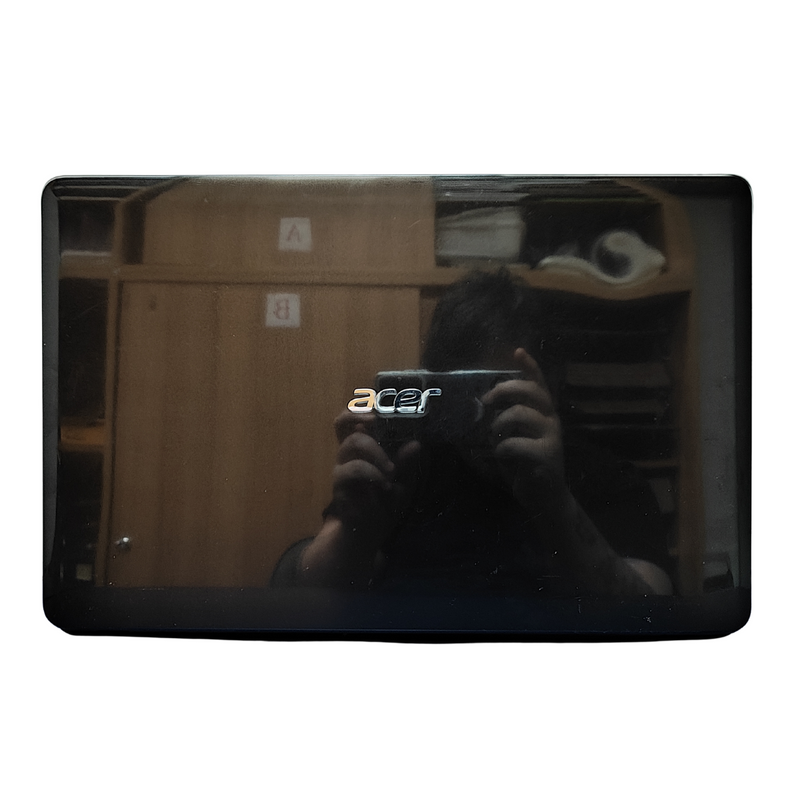 Acer Aspire E1-571 - Intel Core i5-3230M, 8GB RAM, 240GB SSD, Tela 15.6", Windows 10 + Pacote Office